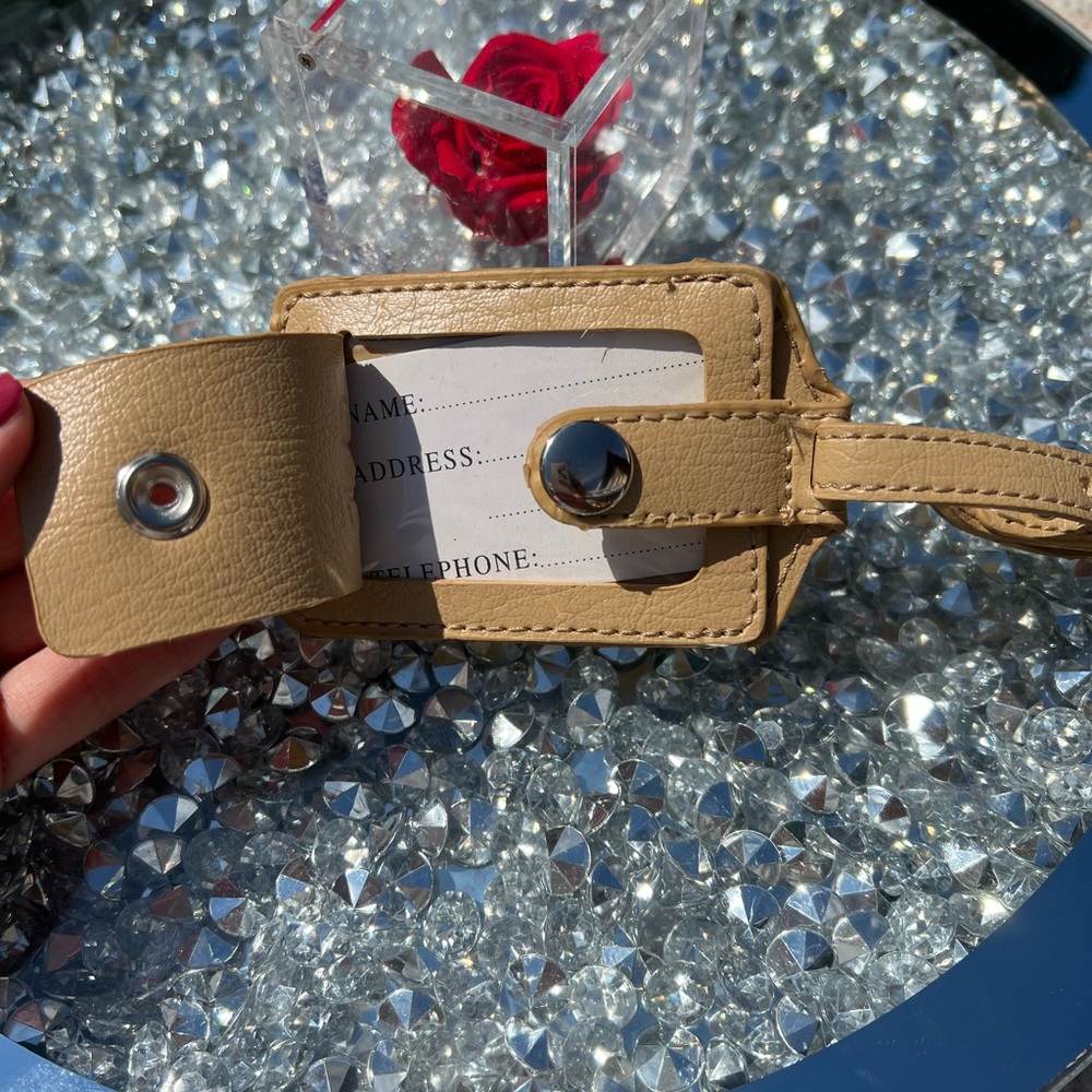 DIANE VON FURSTENBERG LUGGAGE TAG - Picture 5 of 5